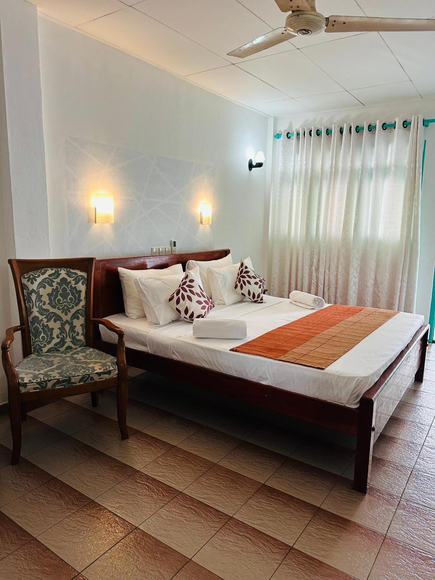 Villa 47 Hikkaduwa Ngoại thất bức ảnh