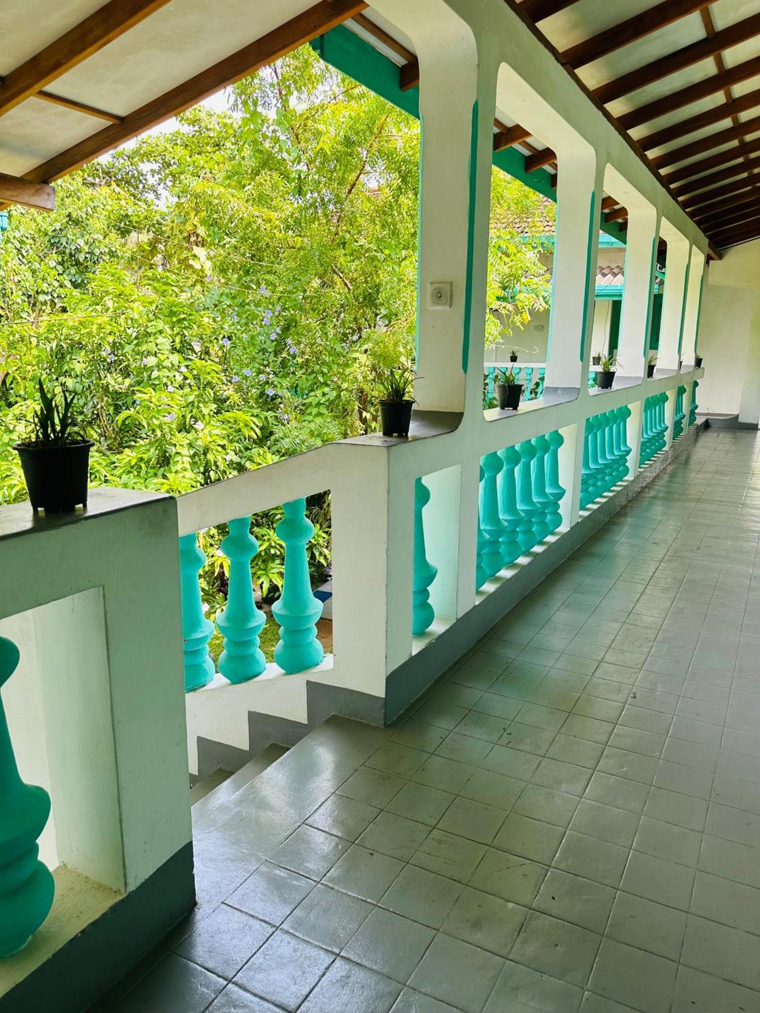 Villa 47 Hikkaduwa Ngoại thất bức ảnh