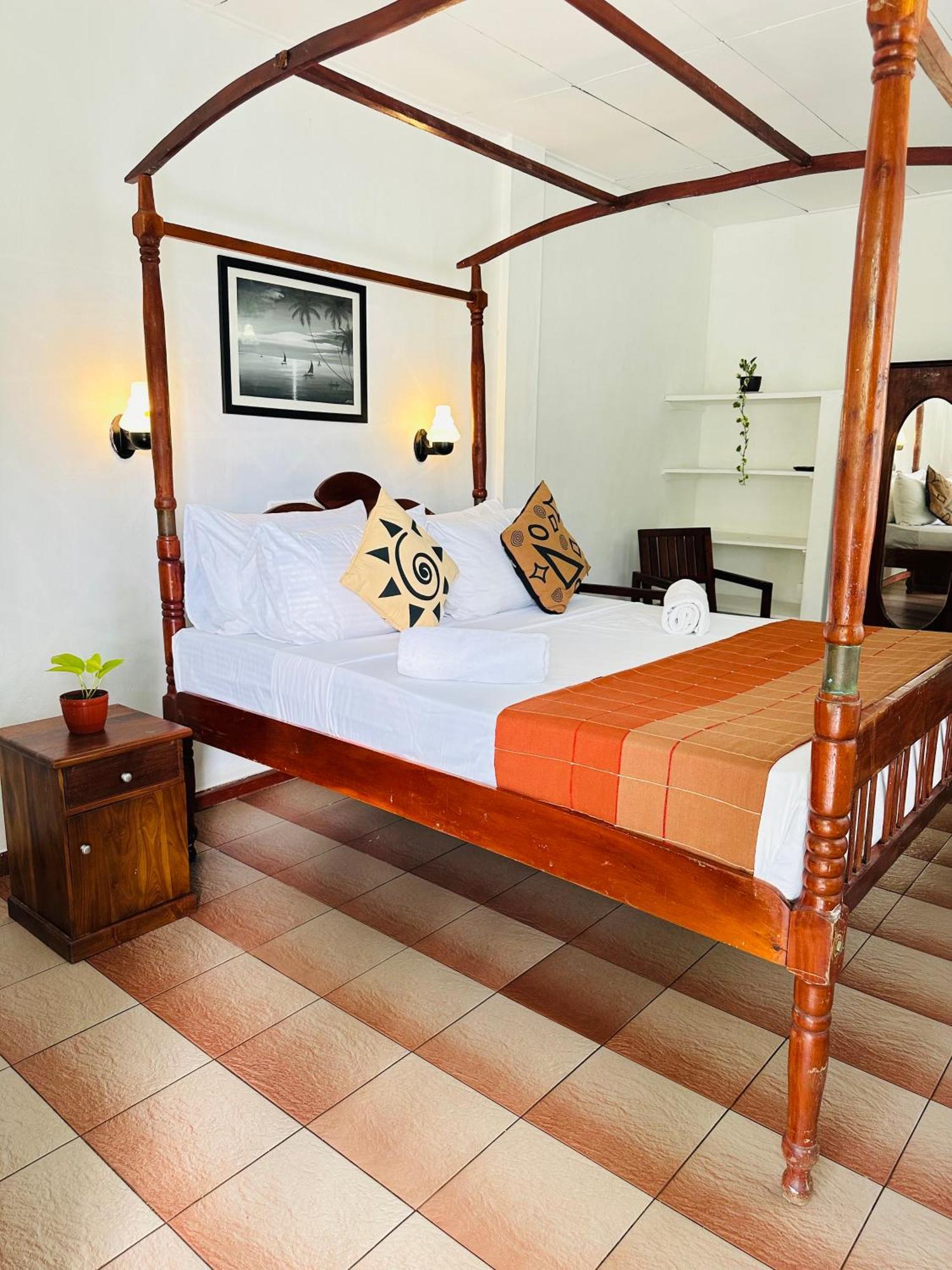 Villa 47 Hikkaduwa Ngoại thất bức ảnh